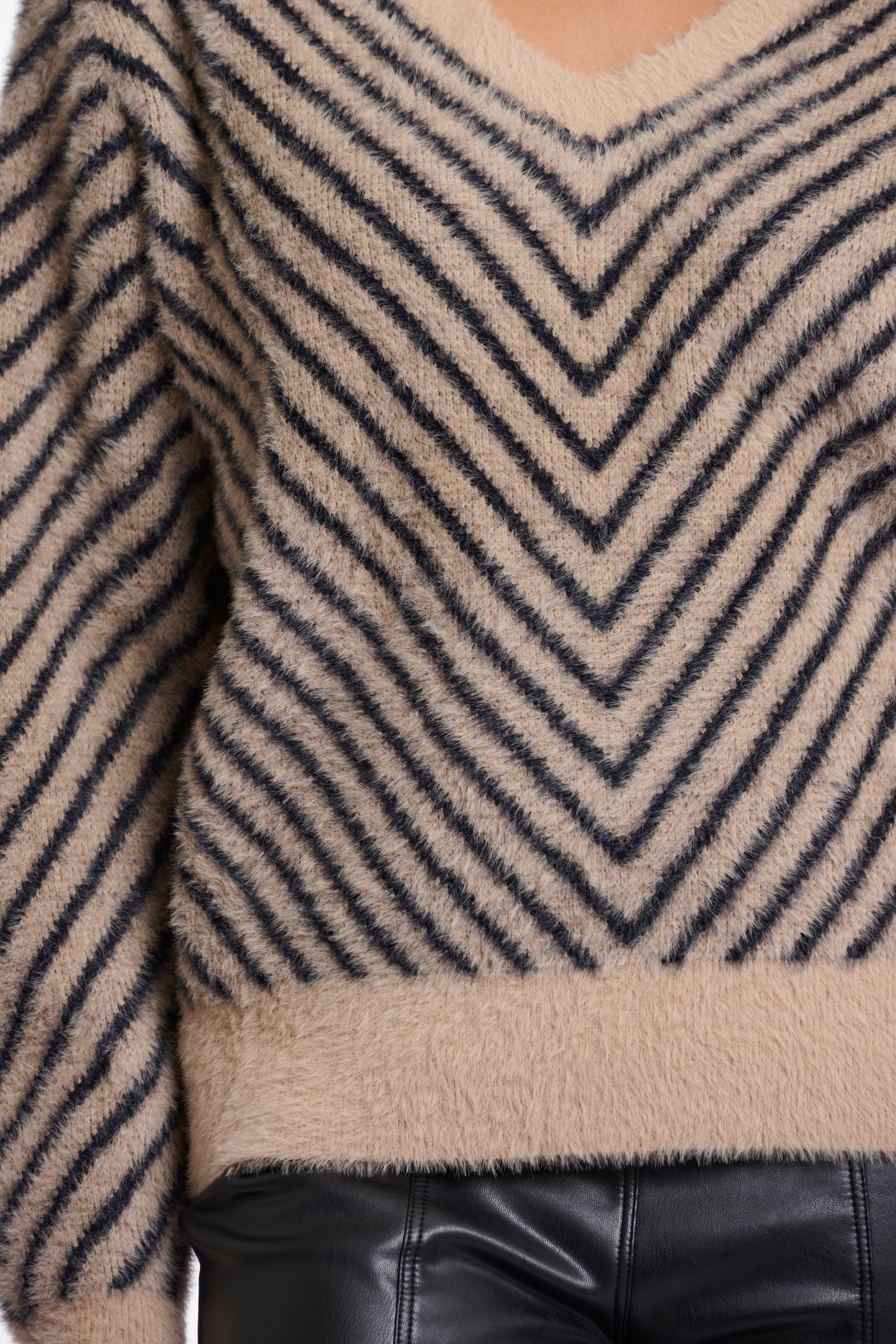 Rino & Pelle Raffi Jumper - Oat Black