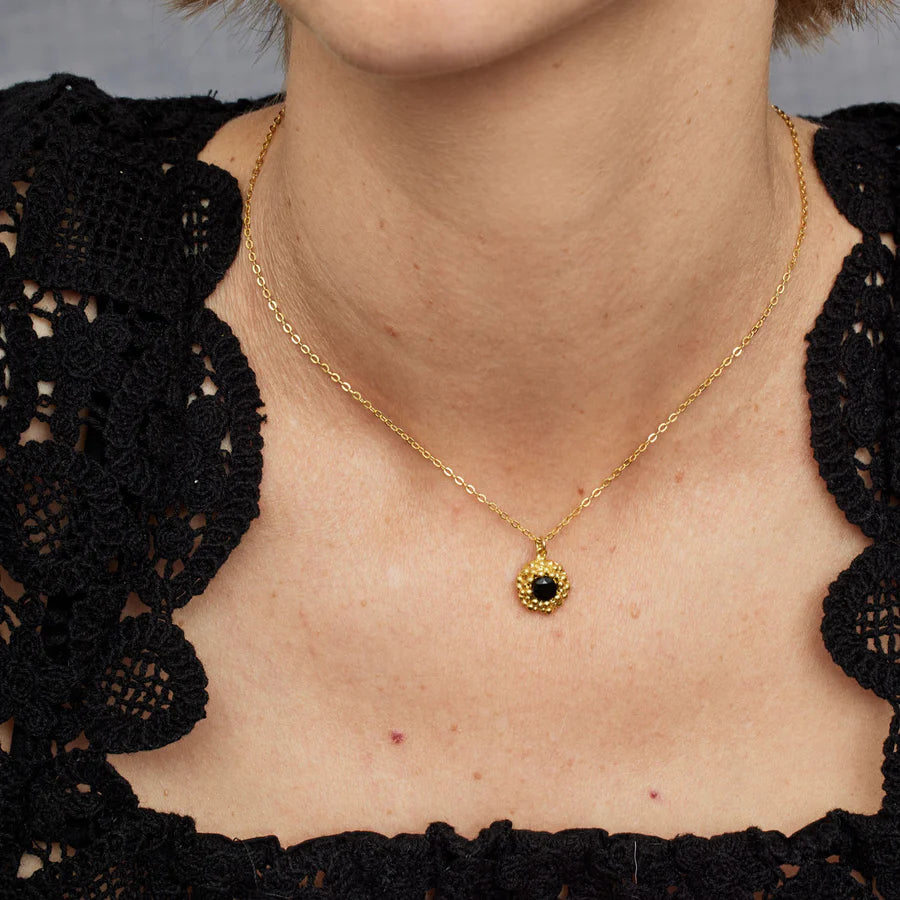 Ashiana Maine Black Onyx Flower Necklace
