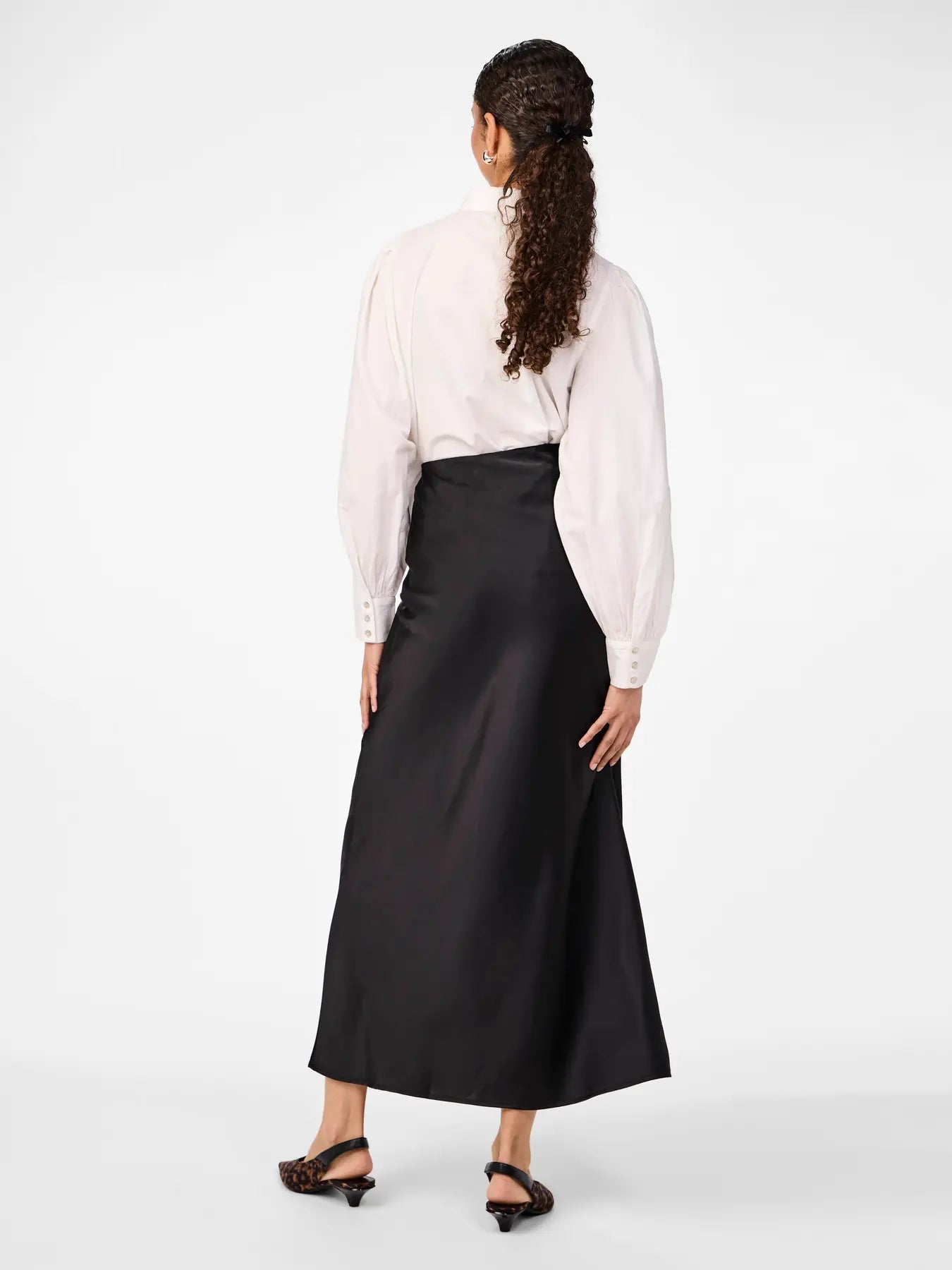 YAS Pella Maxi Satin Skirt - Black