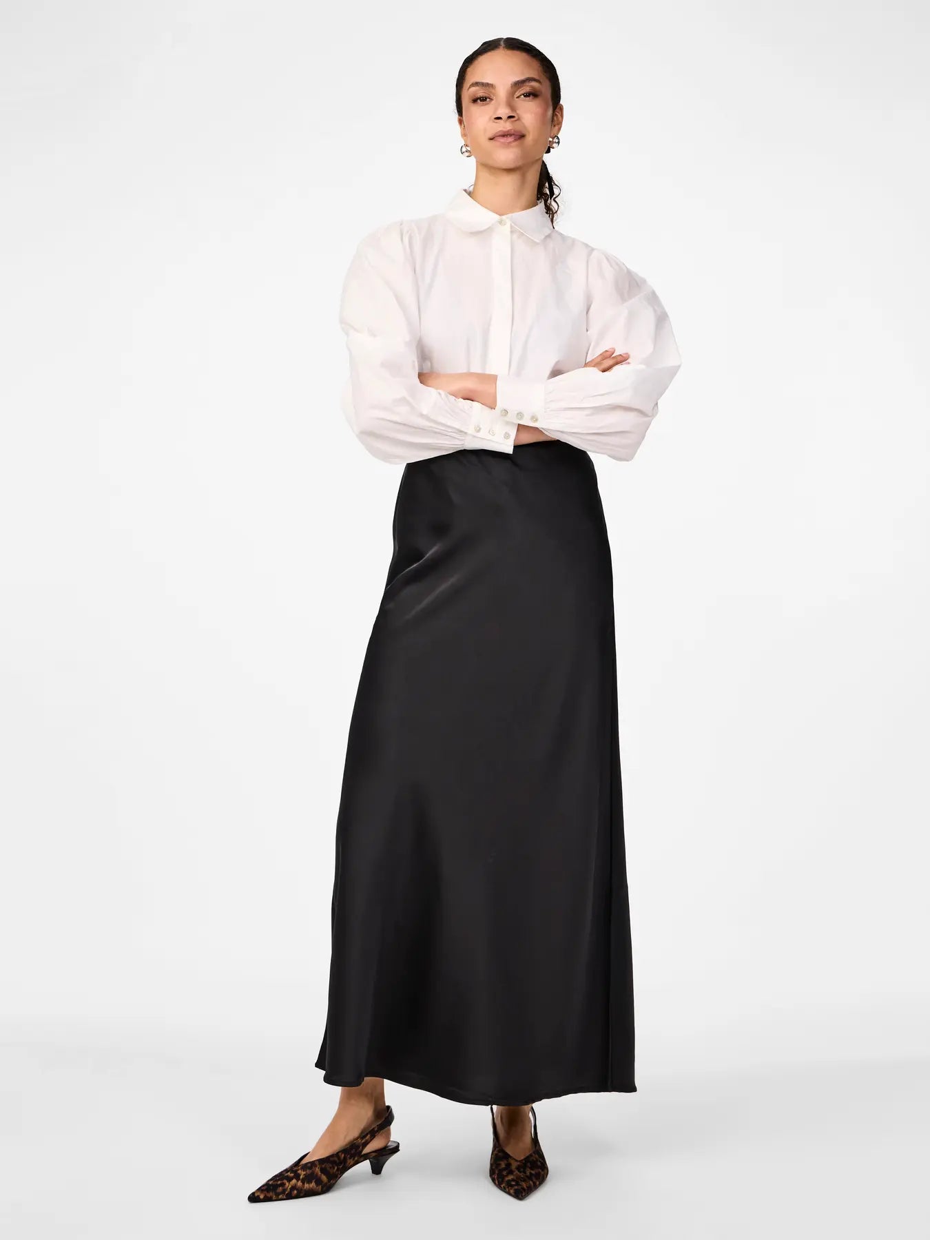 YAS Pella Maxi Satin Skirt - Black