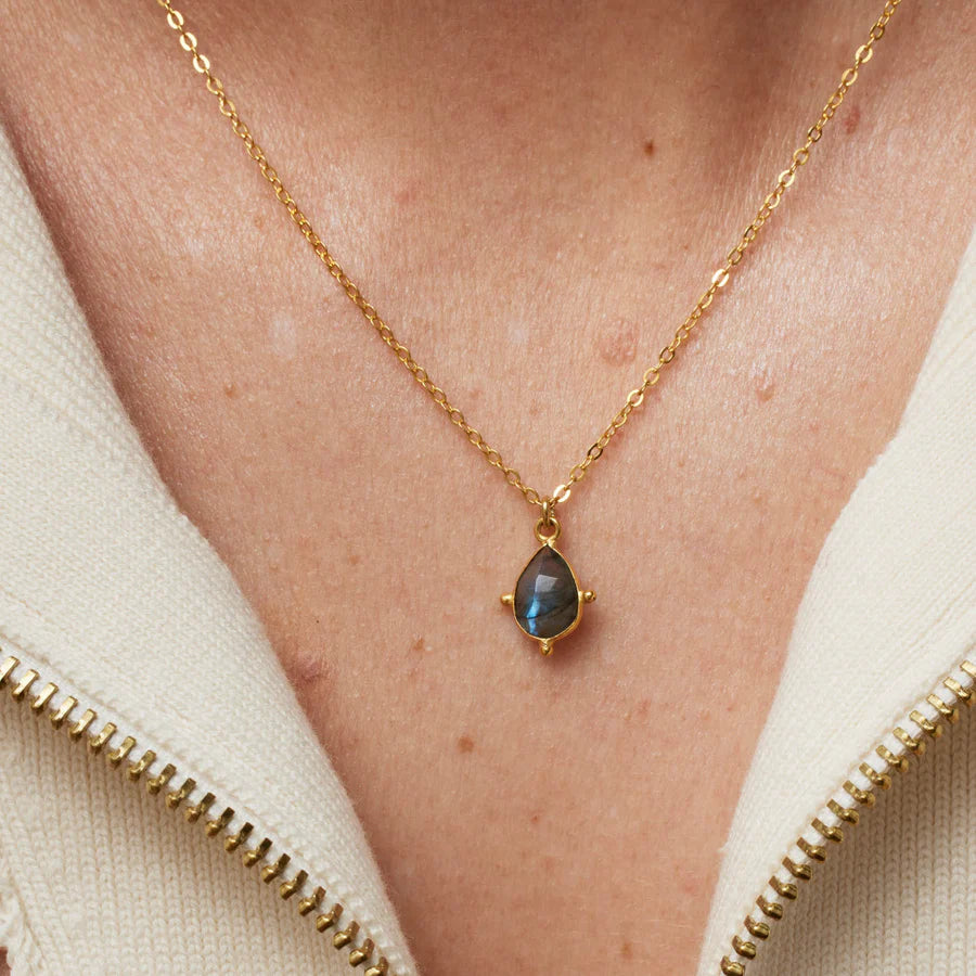 Ashiana Snowdrop Necklace - Labradorite