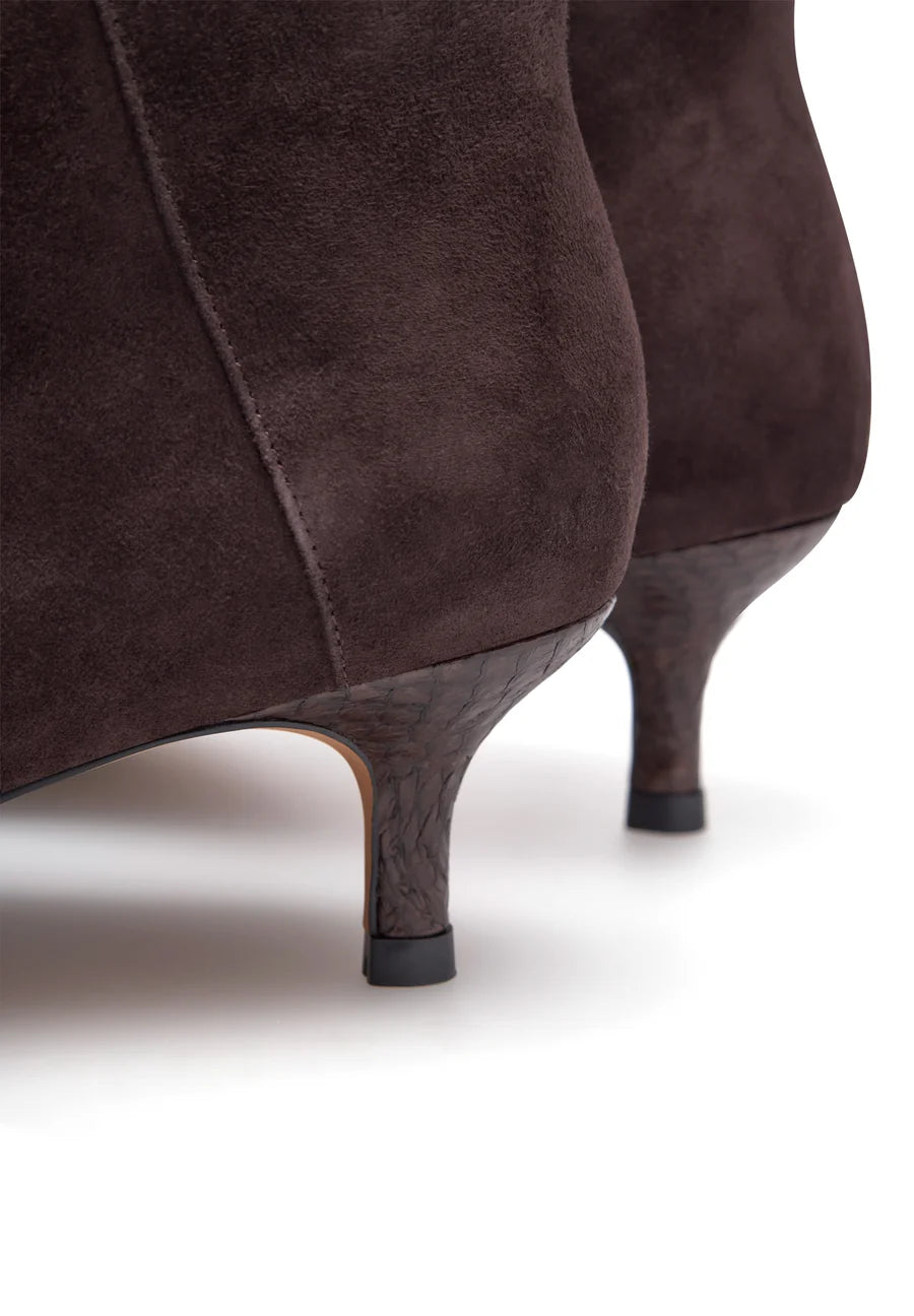 Woden Saga Zip Boots - Chocolate