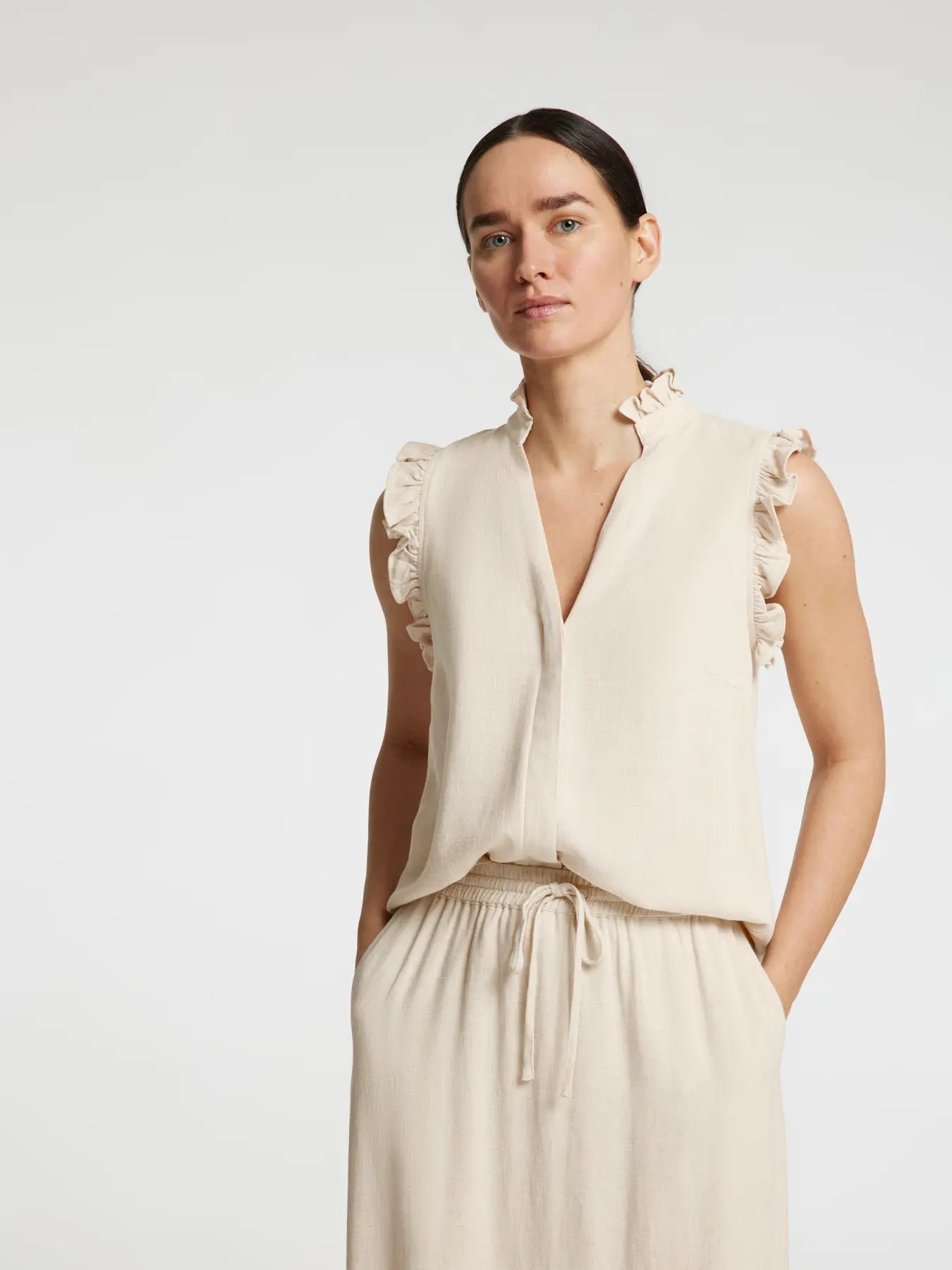 Selected Femme Viva Ruffle Shirt - Sandshell