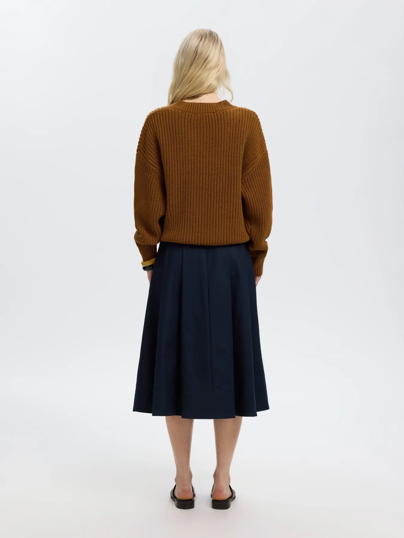 Selected Selma V Neck - Monks Robe