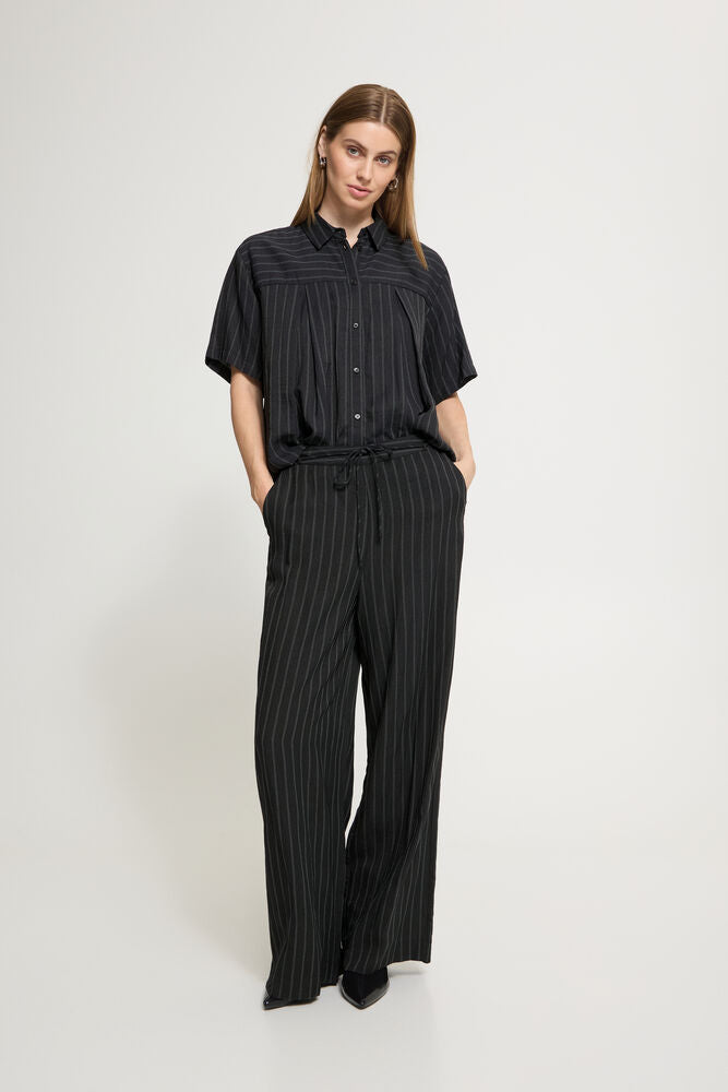 Ichi Fienna Stripe Pant - Black