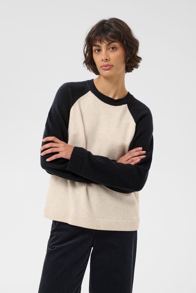 Part Two Cleo Raglan Jumper - Navy