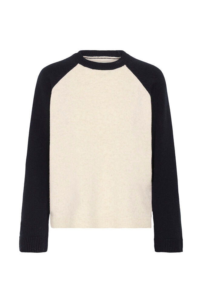 Part Two Cleo Raglan Jumper - Navy
