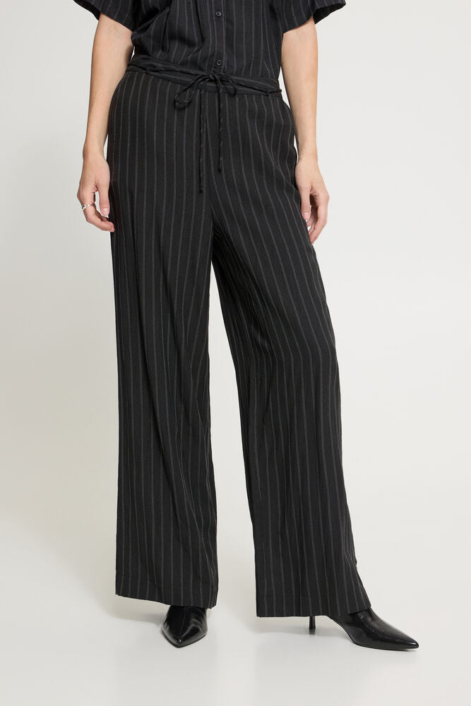 Ichi Fienna Stripe Pant - Black