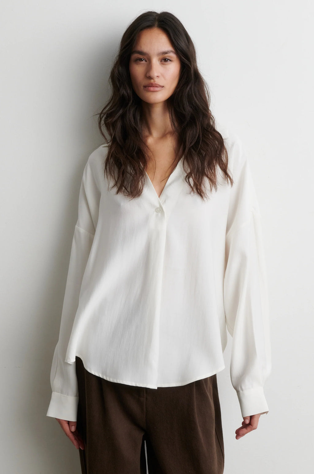 Second Female Timeline Blouse - Egret