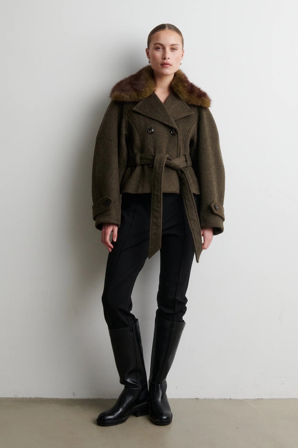 Second Female Agola Tie Jacket