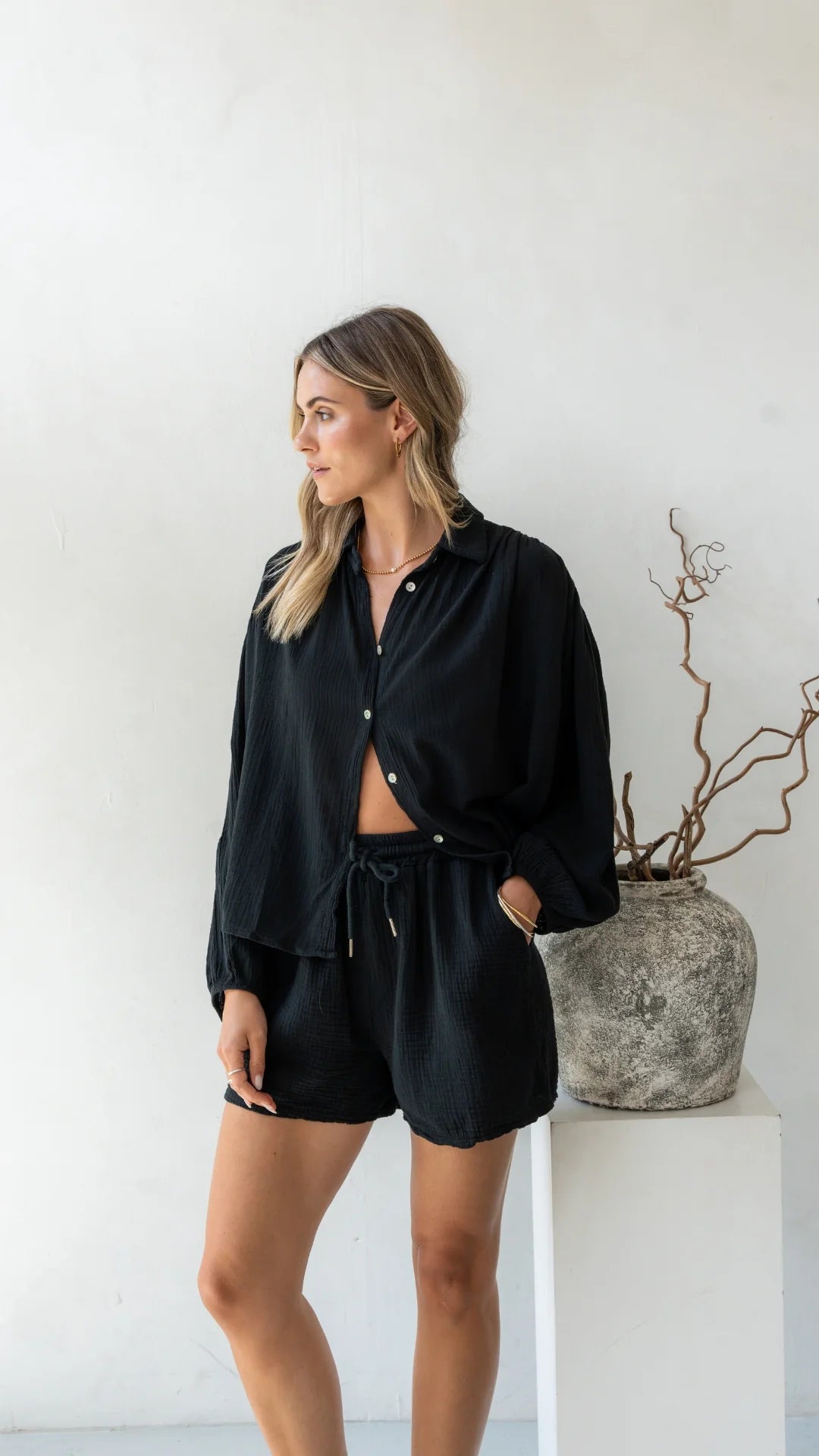 Charli Anais Shorts - Black