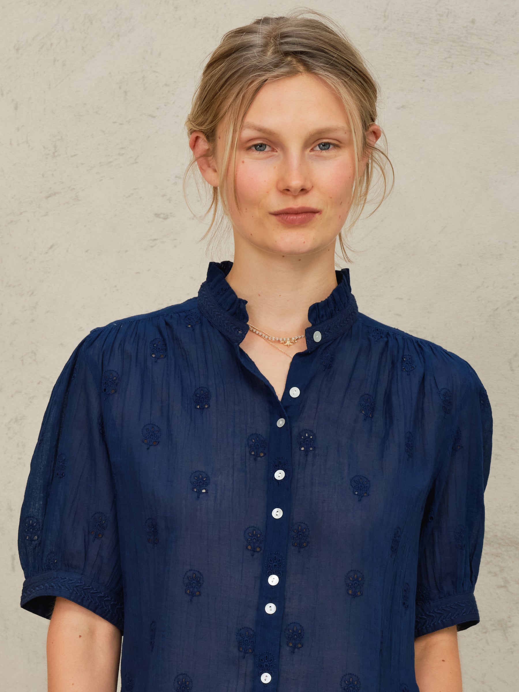 M.A.B.E Frani Emb Top - Indigo