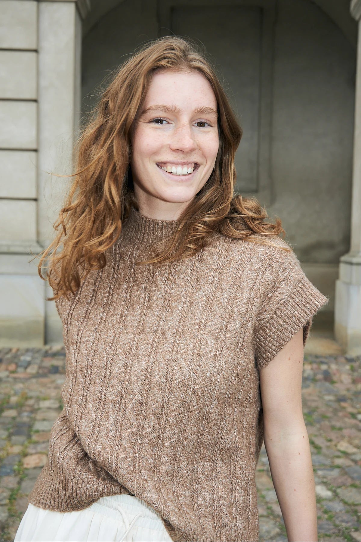 Lollys Laundry Fin Cable Vest - Camel