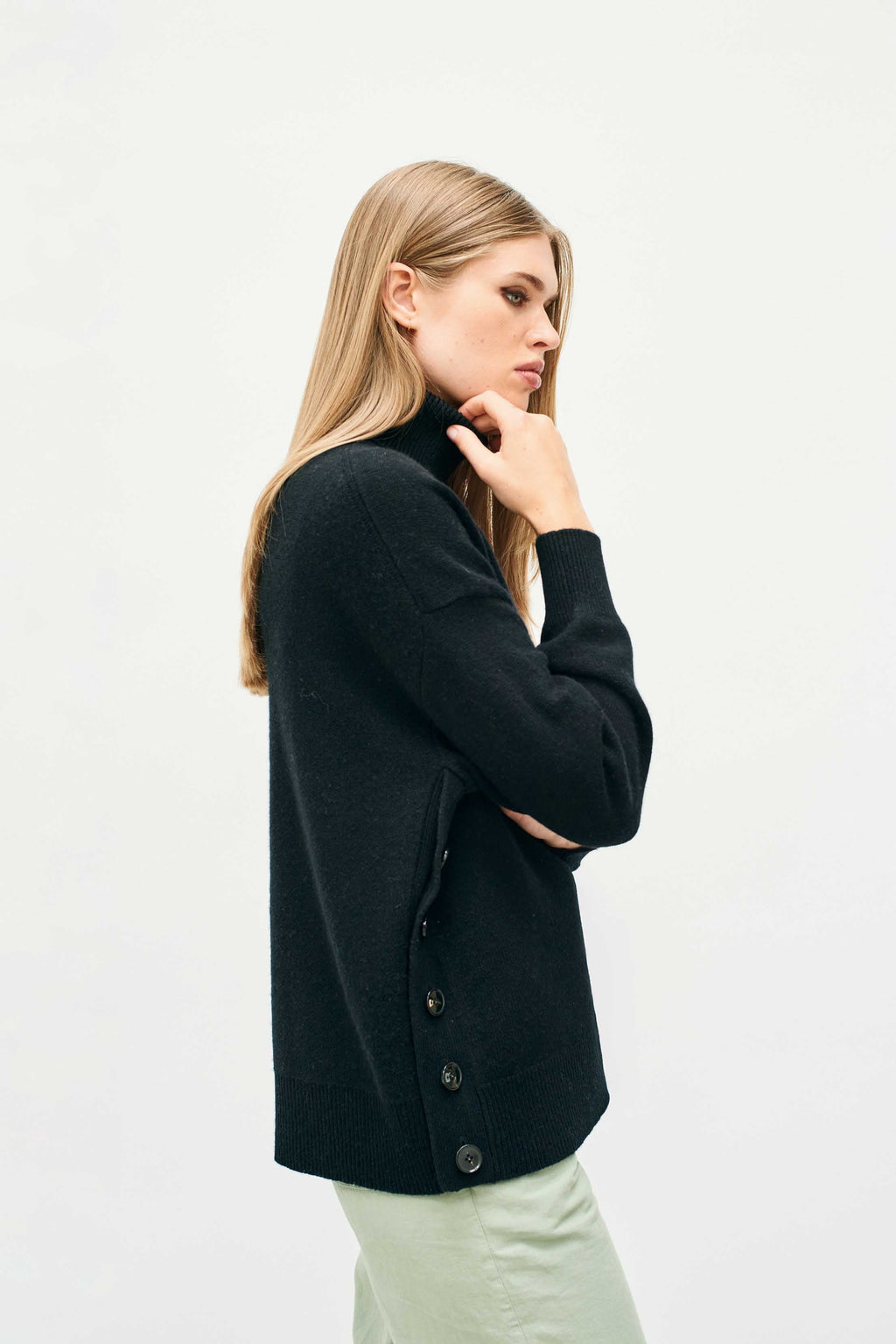 Jumper 1234 Cashmere Wool Boyfriend Button Roll Collar - Black