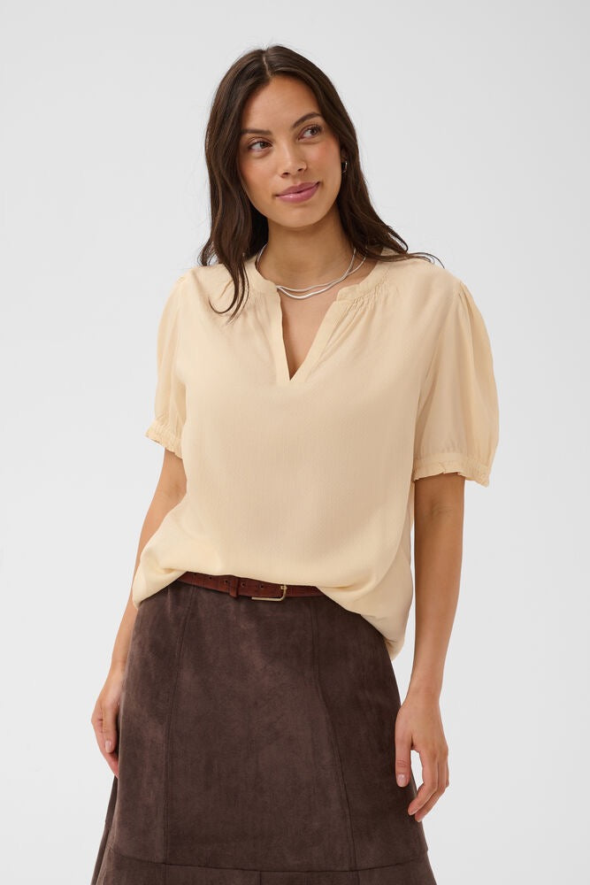 Saint Tropez Britta Blouse - Cream