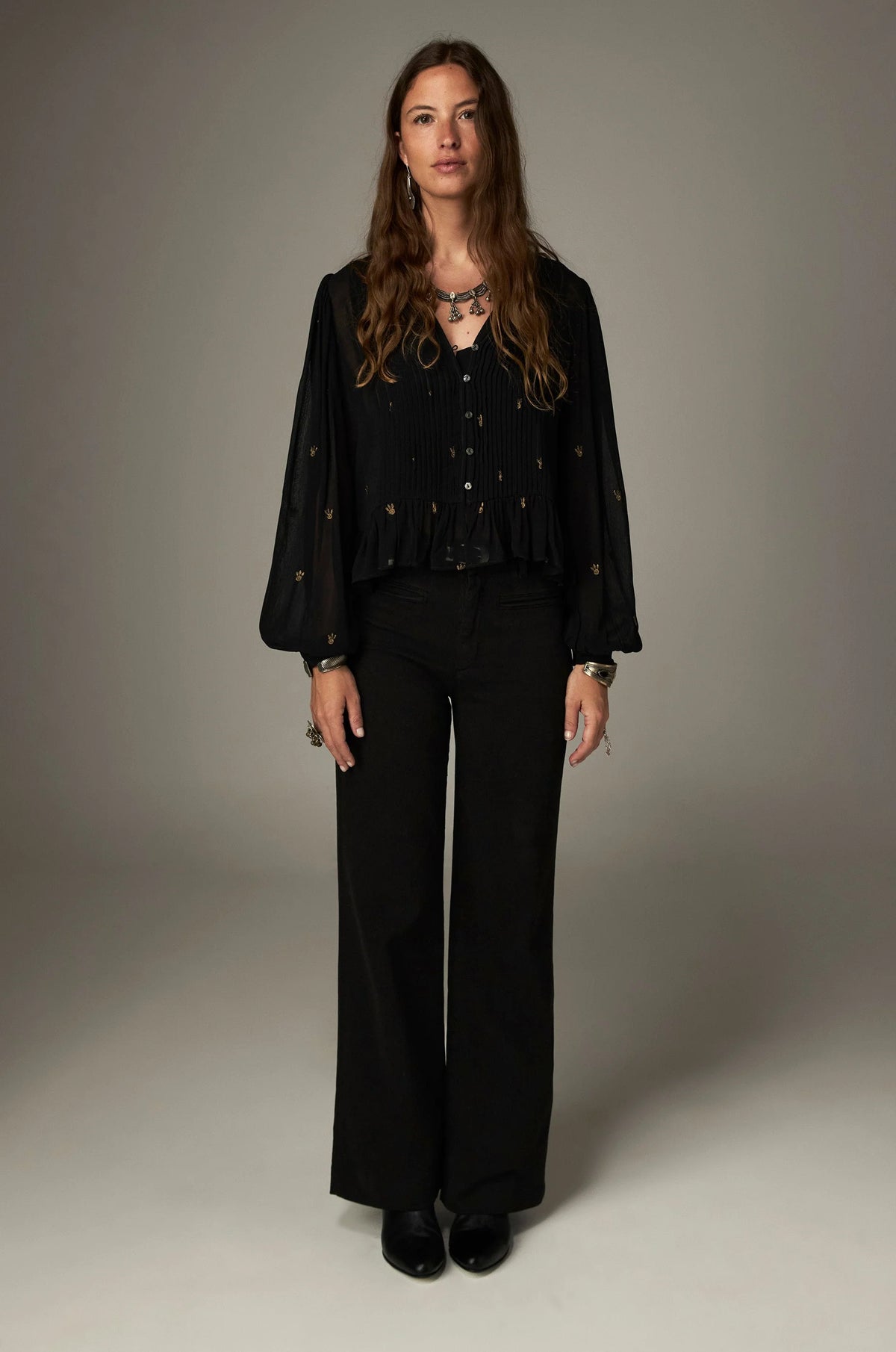 Maison Hotel Catherine Blouse - Blackout