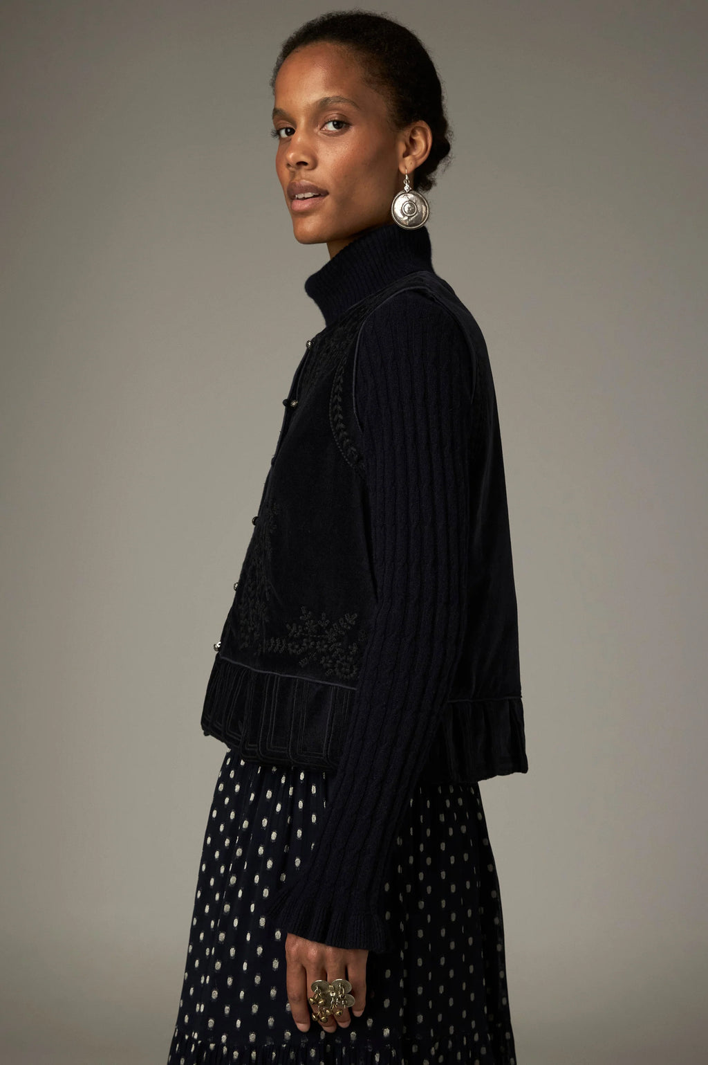 Maison Hotel Bob Velvet Vest - Blue