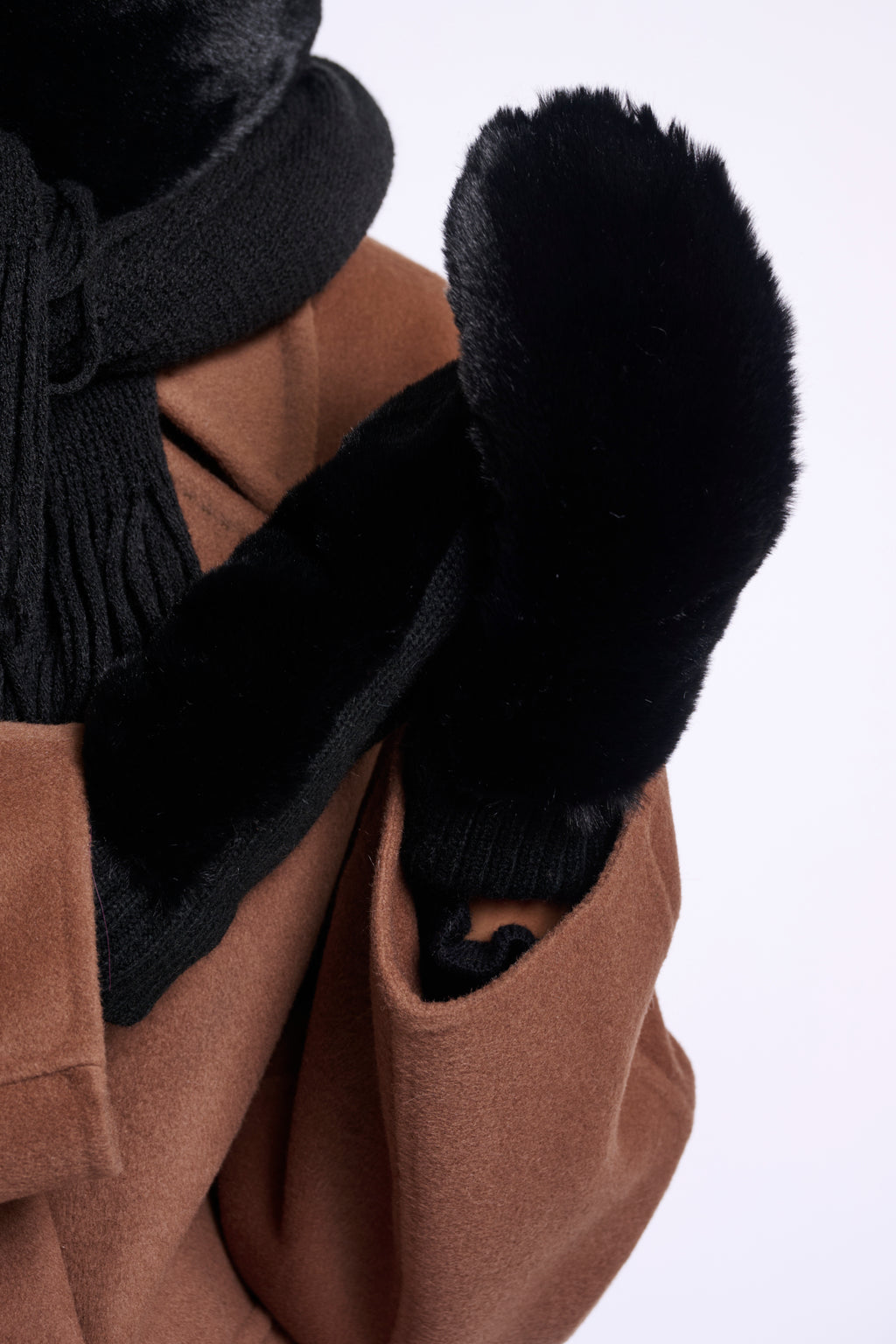 Rino & Pelle Oxo Fur Gloves - Black