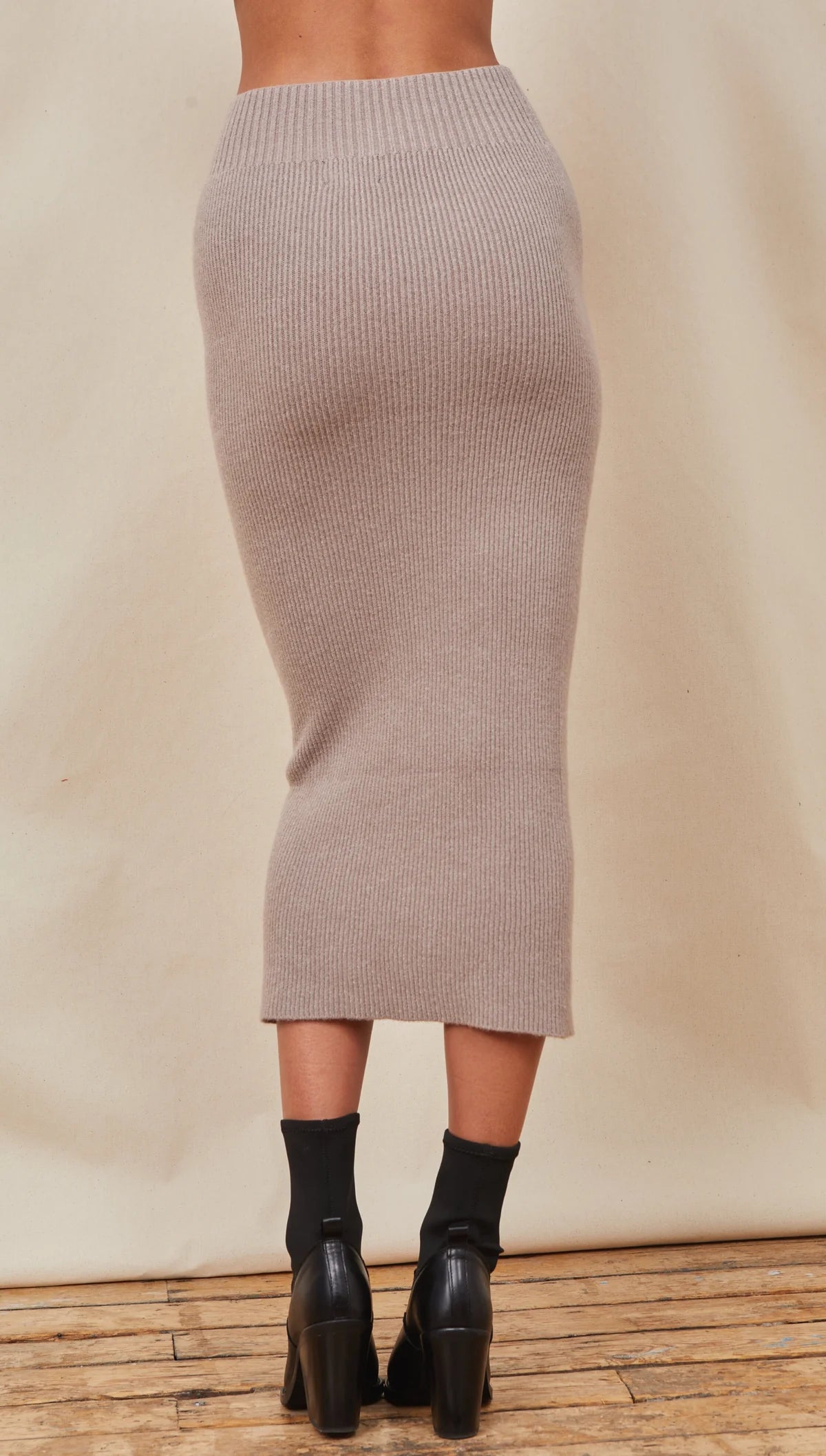 Charli Alma Ribbed Pencil Skirt - Smoke