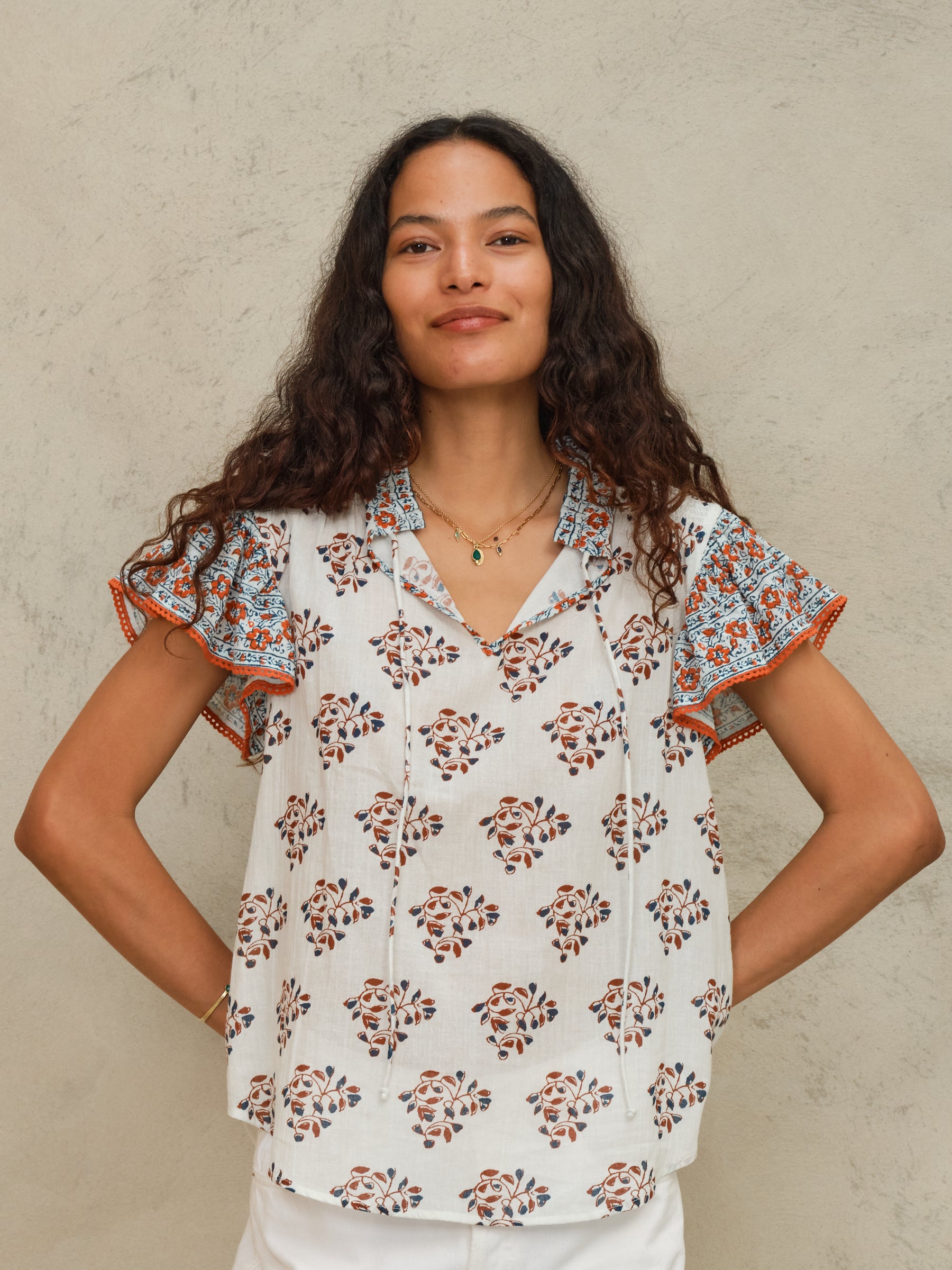 M.A.B.E Stella Short Sleeve Print Top