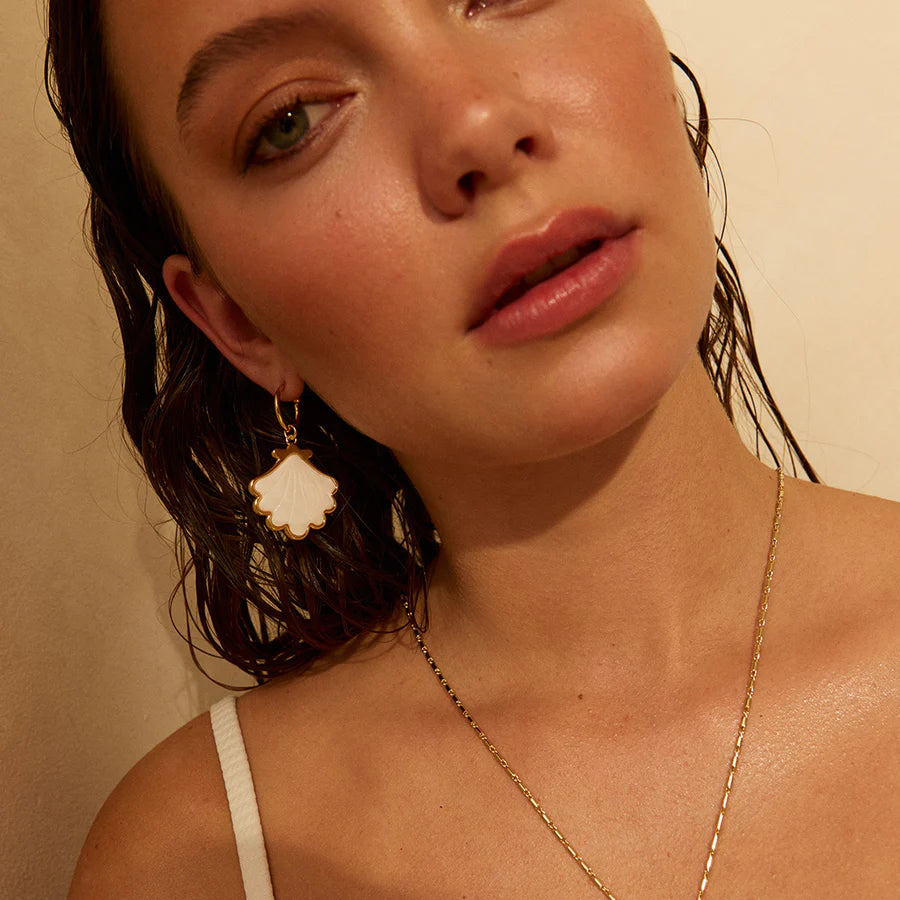 Ashiana Clam Earrings