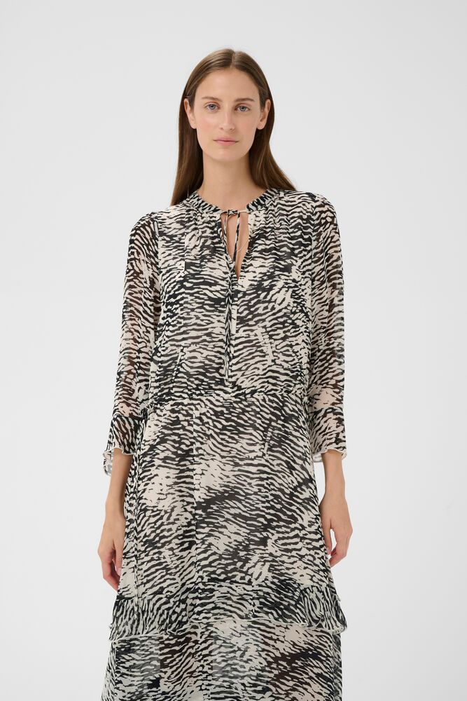 In Wear Lyon Dress - Black