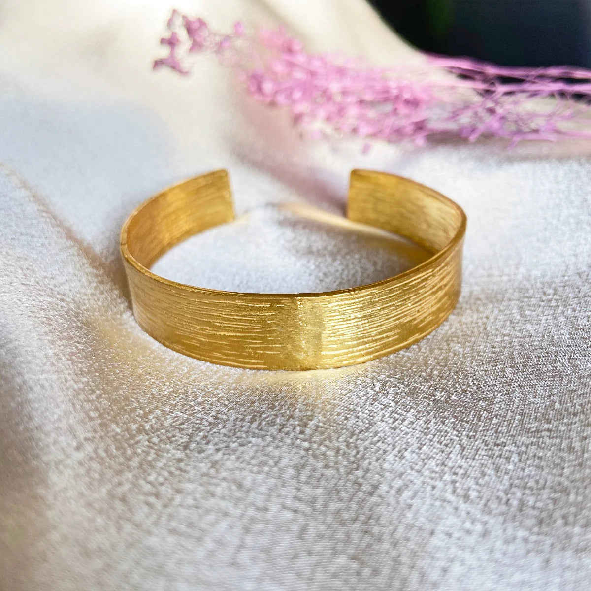 Ashiana Aphrodite Brushed Bangle - Gold