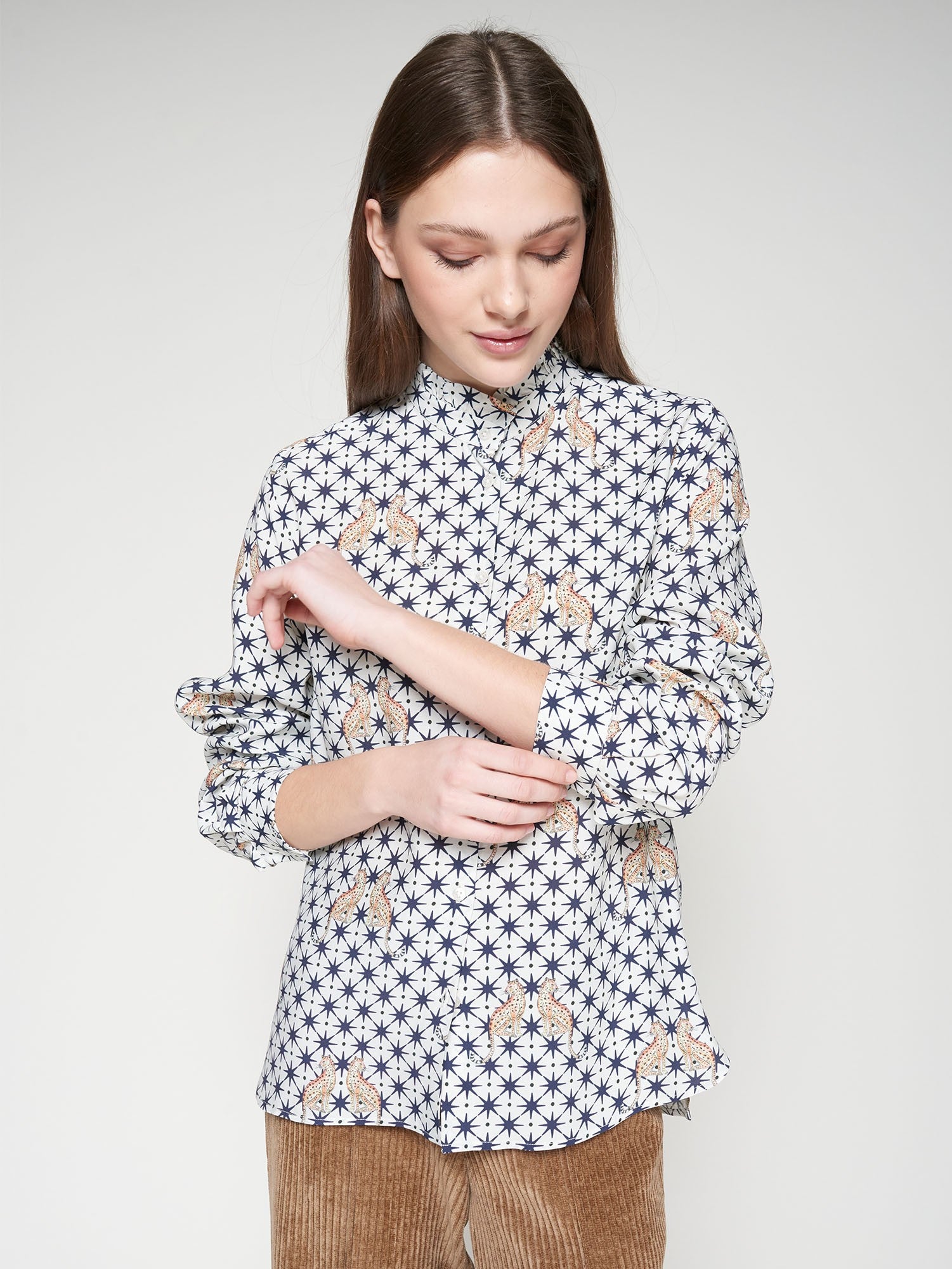 Vilagallo Leopard Star Print Shirt